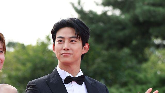 “요리를 좋아하는 그, 매일 장 봐 퇴근”…결혼 앞둔 옥택연 신혼집 공개