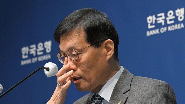 기준금리 붙잡은 고환율·집값...금리 인하 기조 지속할까