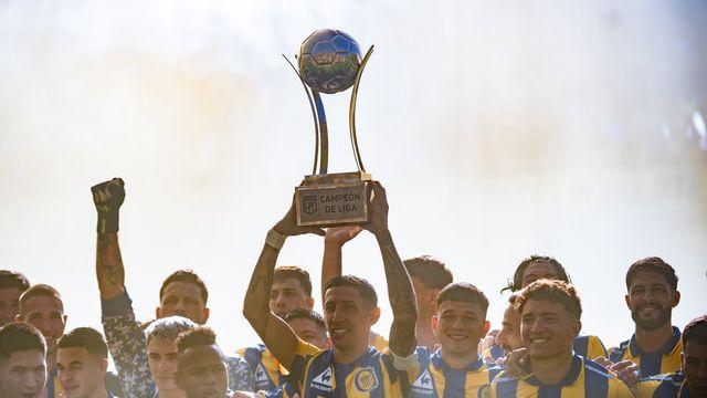 '독재자인가?' 아르헨티나 회장 '막장 행보', 레전드 위해 전례 없던 '트로피 신설'…강제 가드 오브 아너 요구→집단 반발에 대규모 징계 착수