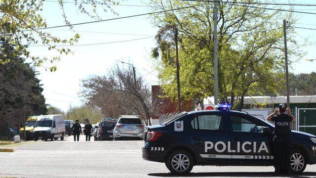 칠레 향하던 아르헨티나 쇼핑 투어버스 무장강도당해