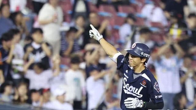 '김재환과 결별' 두산, 필수 과제로 떠오른 외야 리빌딩