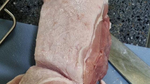 눈을 의심했습니다. 이게 삼겹살이라고요? 신화미트, 양심은 어디에 팔아넘겼습니까?