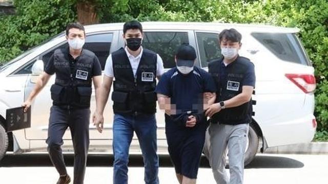 2개월 아들 때려 숨지게 한 아버지…징역 10년 선고