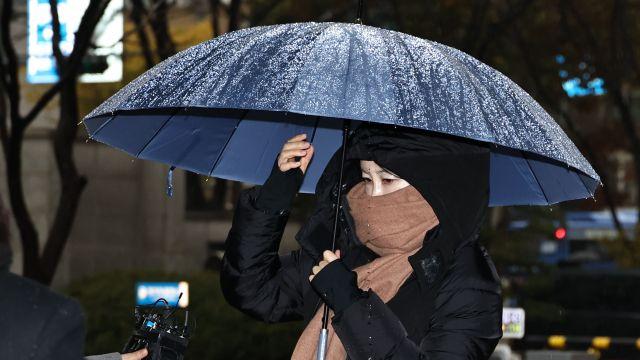 [속보] 檢, 음주운전·불법숙박업 혐의 문다혜에 2심서 징역 1년 구형