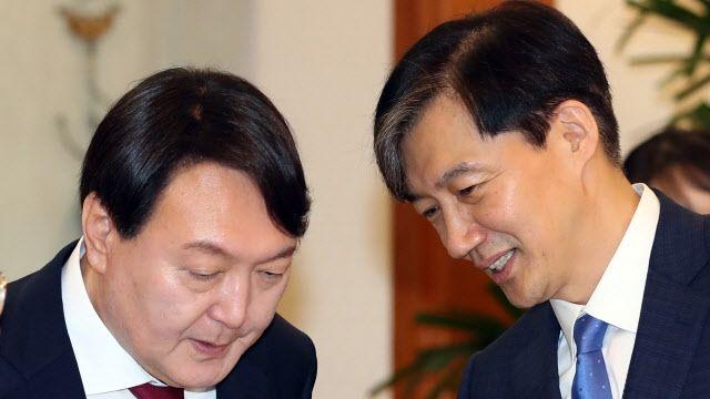 “尹부부, 역술가에 ‘조국 대통령 되나’ 물어”…유튜브 공유한 조국