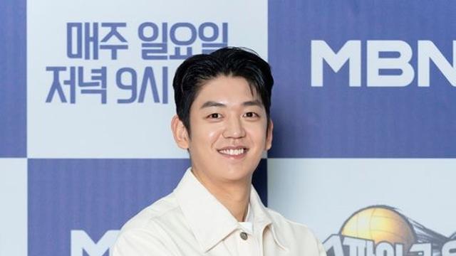 ♥윤채경과 열애설 침묵하더니…이용대 