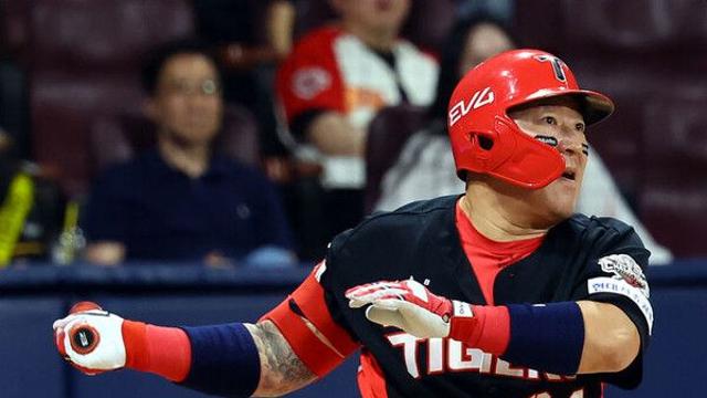 오버페이 없다는 KIA…내부 FA 최형우에 최종 오퍼 전달(종합)