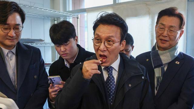 대전 찾아 빵 맛본 金총리 