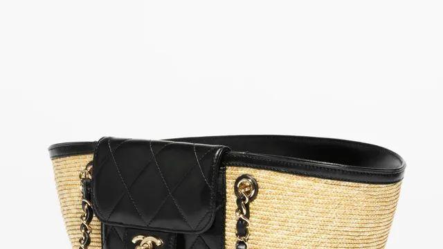 곧 매장에 풀릴거라는 샤넬 신상 시즌백