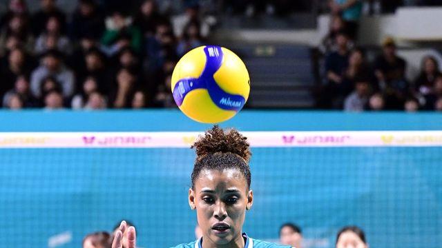 '쿠바 특급' 실바가 체력 아끼는 법…'3-0 셧아웃 승리'