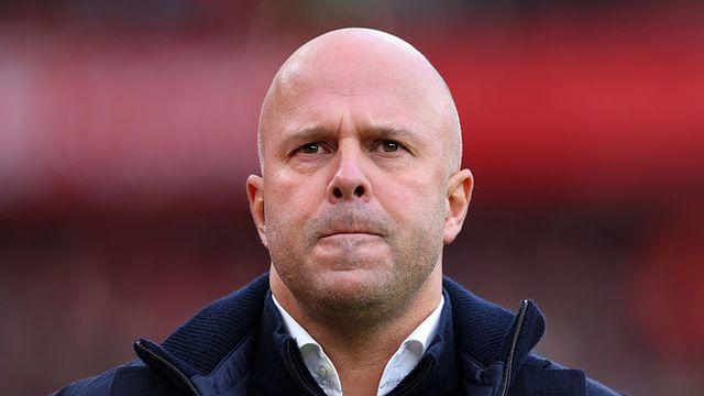 리버풀 최후통첩 전달 “구단 수뇌부, 슬롯 감독에 이후 PL 2경기 모두 승리 요구” 최종 경고