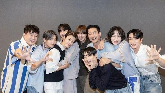 슈퍼주니어도 홍콩 화재 기부 동참…