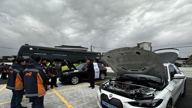 BMW·폭스바겐코리아, 제주 소방대원 전기차 구조 세미나 지원