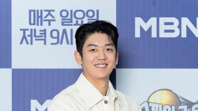 이용대, 윤채경과 열애설 침묵 