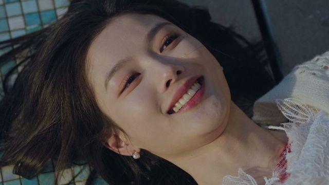 김유정 급습, 핏빛 엔딩 충격