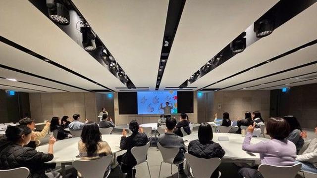 한국동그라미파트너스, 조현범 회장의 상생 철학에 따른 수어 교육 실시