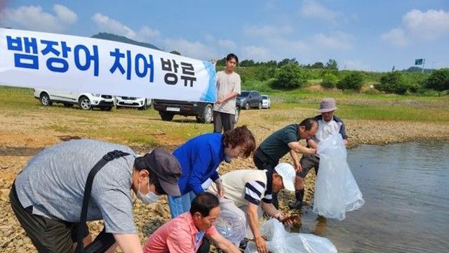 뱀장어 멸종위기 등재 불발···韓中日 “근거 부족한 규제” 판세 뒤집었다