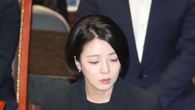 배현진, 윤 전 대통령 겨냥 