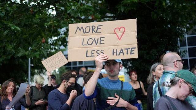 영국 순이민자 70% 급감… 코로나 이후 최저 수준 기록