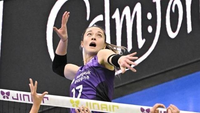 득점 28점에 ‘연인 응원’까지 더해졌다...레베카, 3-0 완승 견인