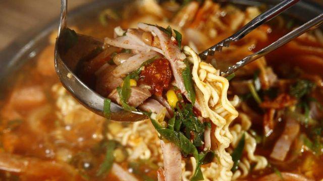 한국전쟁 때 태어난 '가난의 상징' 이었는데 …이제는 전 세계에서 열광한다는 '한국 음식'