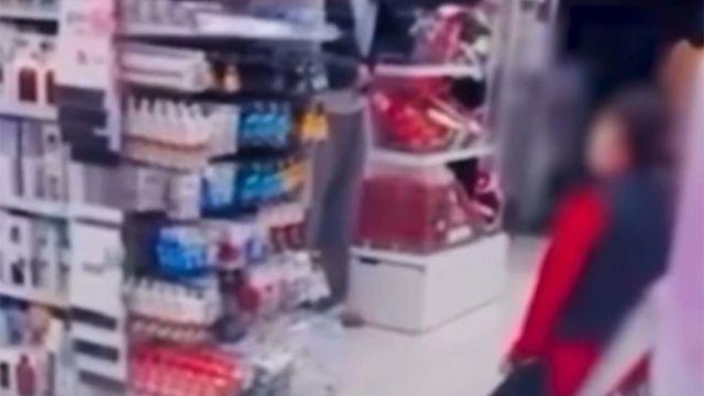 다이소 직원 무릎사과 사건의 진실... '대반전' 있었다