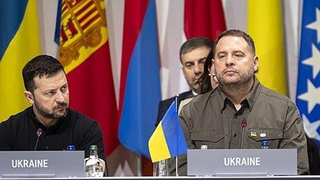 젤렌스키 최측근 예르마크, 부패 혐의로 비서실장 사임…전시 리더십 변화 불가피