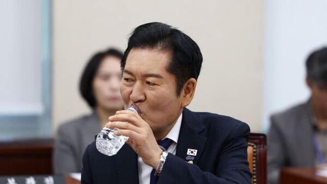 '1인1표제' 반대 민주당원들, 집회 열고 