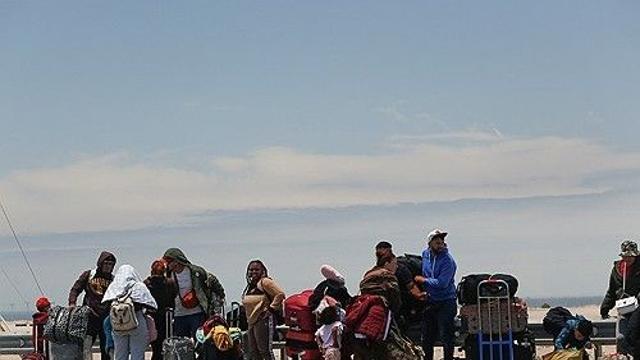 페루 남쪽 국경 비상사태 선포…칠레 극우 집권 우려 난민 급증