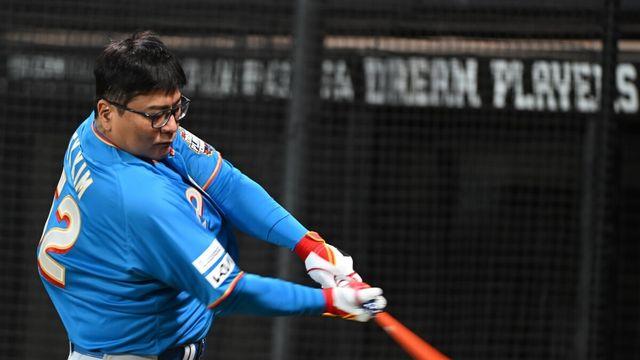 일본야구 레전드와 맞붙는 82년생 이대호·김태균·오승환