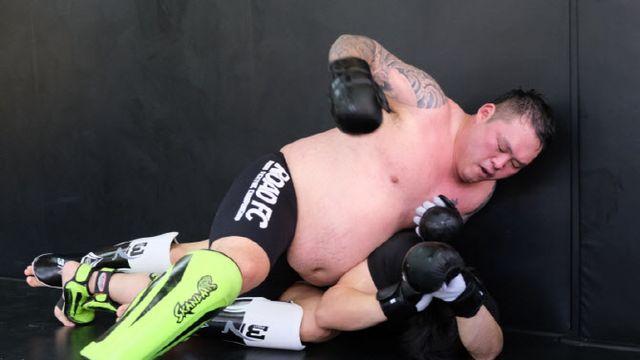 '복싱선수 출신' 김남신, 로드FC 헤비급 도발 