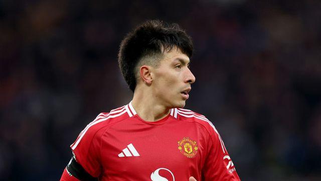 ‘3경기 무승’ 위기의 맨유 구하러 ‘도살자’가 나타났다...10개월 만의 복귀 눈앞