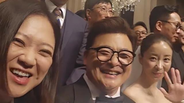 김숙, ‘가상남편’ 윤정수 결혼식 인증샷 “너무너무 축하해” [IS하이컷]