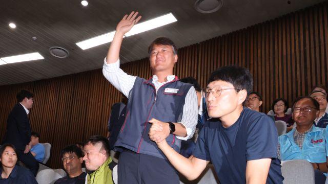 직장인 3명 중 1명 