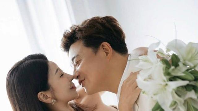 '님과 함께' 가상 부부 김숙, 윤정수 실제 결혼식 사회 맡는다... 11세 연하 원진서와 오늘 비공개 웨딩