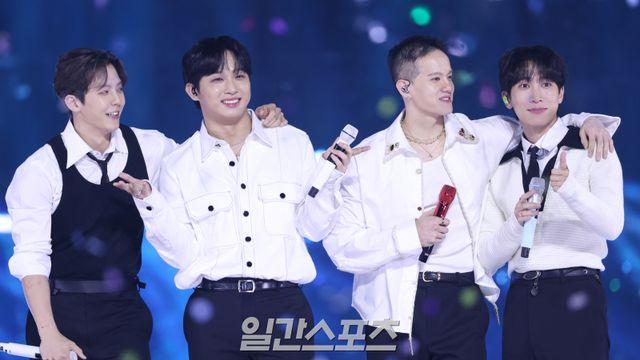 ‘KGMA’에서 엿본 비투비의 성공 공식... 유머와 보컬의 힘