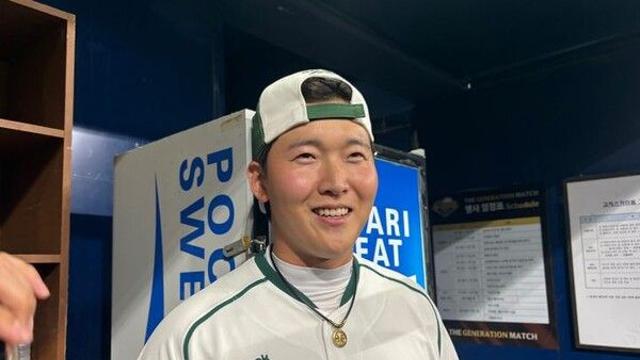 홈런왕 등극에 열창까지…롯데 최준용 