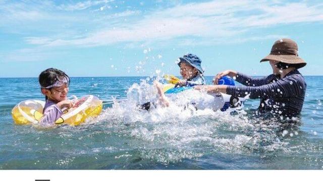 제헌절 '빨간날' 복귀…내년 7월, 직장인들 사실상 '미니 바캉스' 얻는다