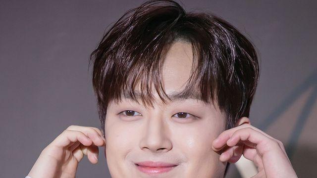 컴백 이찬원, 11월 KM차트 정상 차지