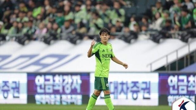 [STN 인터뷰] ‘최철순 은퇴→전북 레전드 등극’ 김상식∙이동국의 메시지, “성실의 아이콘-동고동락 함께한 전설”