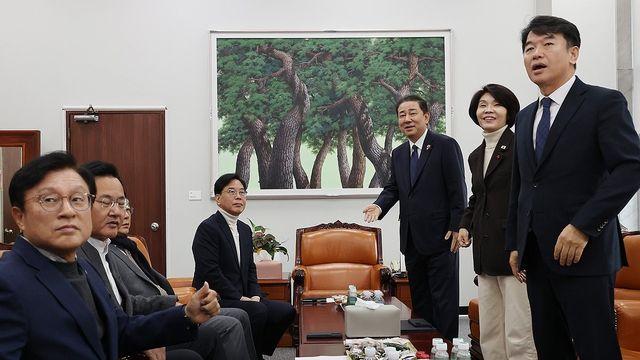 여야, '쟁점 예산·대장동 국조' 합의 진통…오후 추가 협상