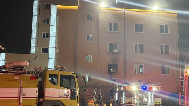 충남 서산 숙박업소서 불…1명 다쳐·5명 대피