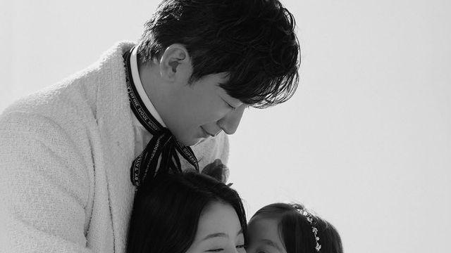 이민우, ♥예비신부와 만삭 화보… 6살 딸과 함께 “첫 가족 사진” [IS하이컷]