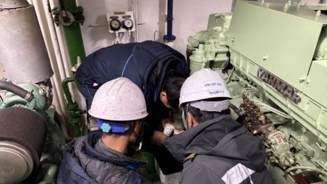 울산해경, 항만 대기질 개선을 위한 선박·비산먼지 사업장 점검 실시