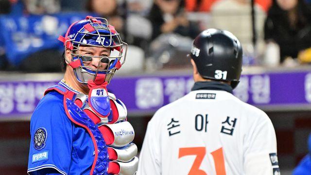 최형우 삼성행 임박, 'C등급 FA' 손아섭·강민호 다시 주목받나→'친정' 롯데 복귀 가능성은?