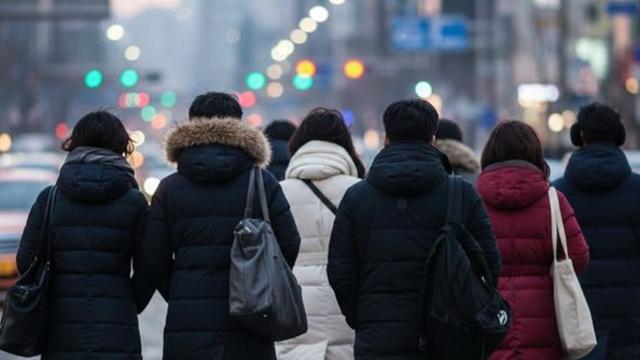 아무리 자주 빨고 드라이해도 '이 옷' 세탁 안 하면 병 걸립니다