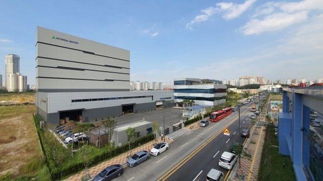 현대무벡스, 추가적 대규모 수주 '임박'…해외 사업 확장과 유지보수 매출 확대 '주목'