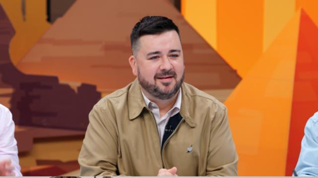 “이게 다 소금으로 만든 거야?”…이찬원, 中 차카염호 소금 조각군에 깜짝('톡파원 25시')