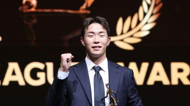 ‘WC 브론즈볼 이후 2번째 개인상’ 이승원 “유럽 진출? 강원에서 잘해야 기회 온다” [IS 현장]