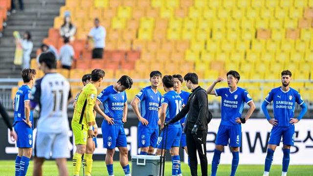 ‘홀대받은 수원’ K리그2 베스트 11 ‘0’… 승강제 이후 첫 불명예 기록 [K리그2 대상]